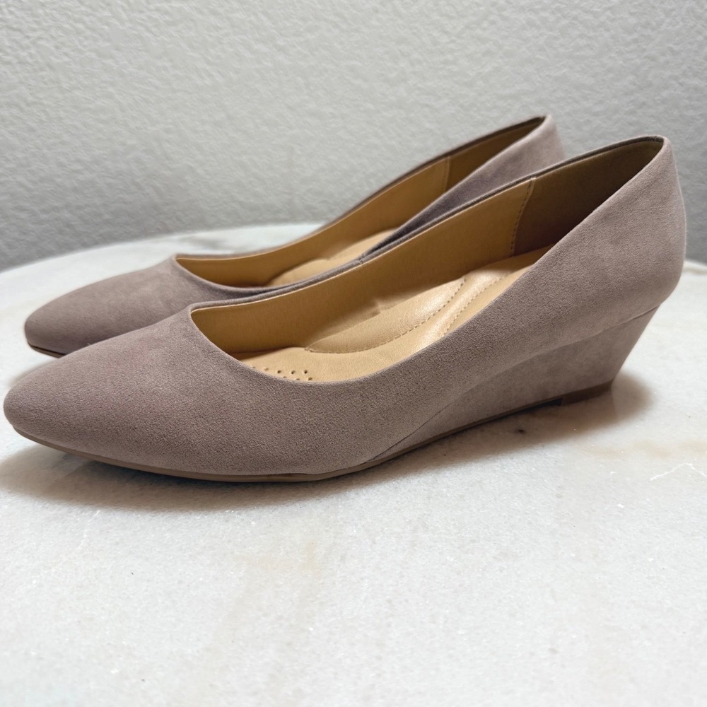 NEW Womens Taupe‎ Wedge Pumps Pointed Toe Comfort Shoes Size 6.5